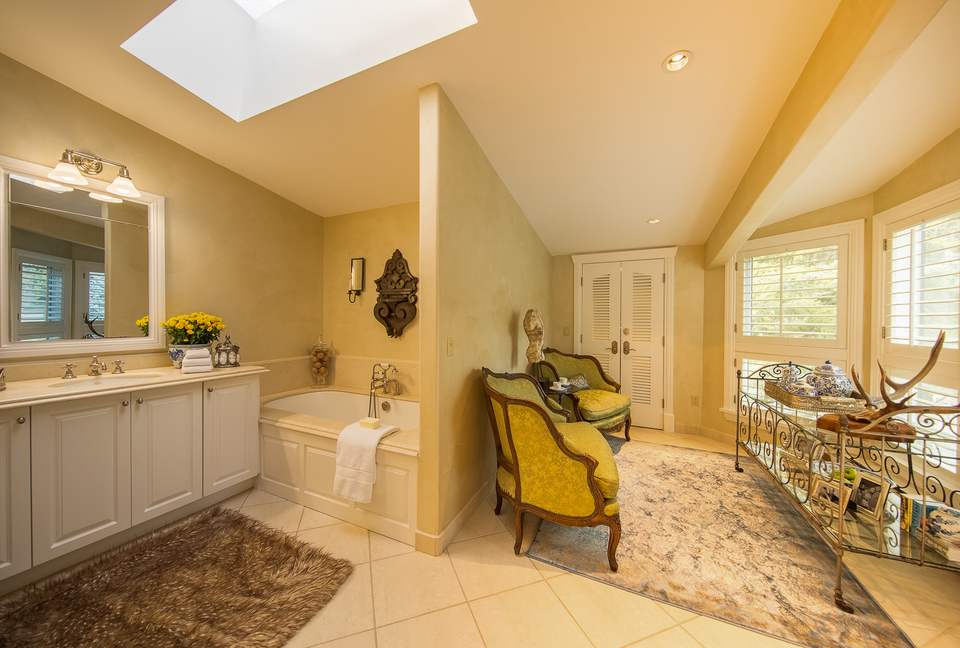 Vail Mountain Getaway - Vail, Colorado