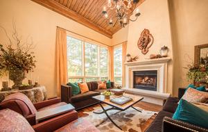 Vail Mountain Getaway - Vail, Colorado