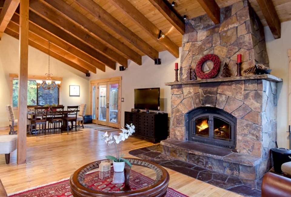 North Lake Tahoe: Lakewood Lodge - Tahoe City, California