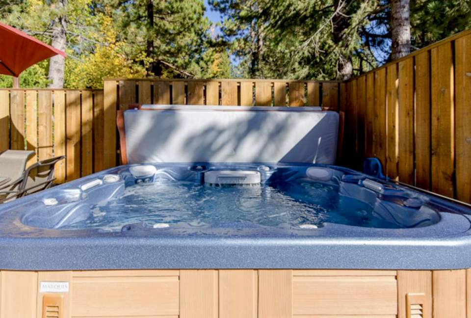 North Lake Tahoe: Lakewood Lodge - Tahoe City, California