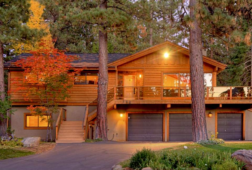 North Lake Tahoe: Lakewood Lodge - Tahoe City, California