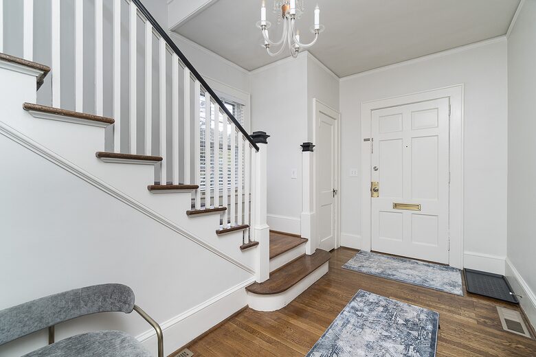 Marshall Art House in Downtown Greenville - Greenville, South Carolina