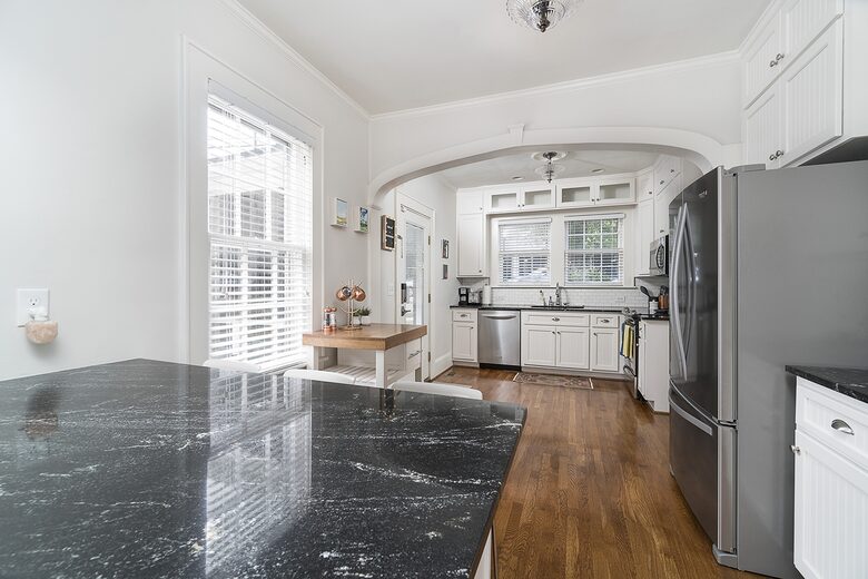 Marshall Art House in Downtown Greenville - Greenville, South Carolina