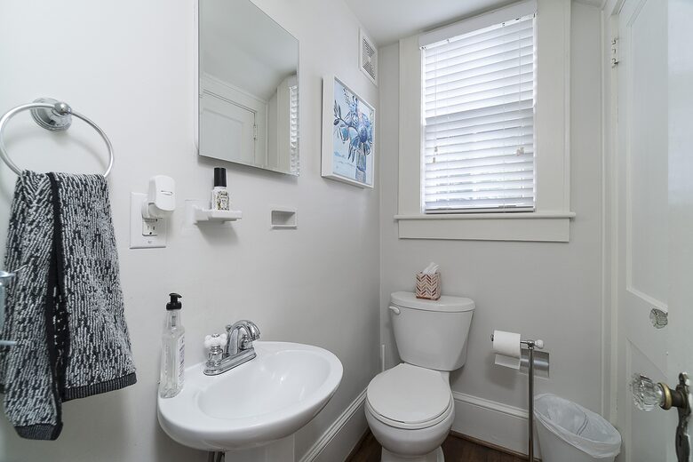 Marshall Art House in Downtown Greenville - Greenville, South Carolina