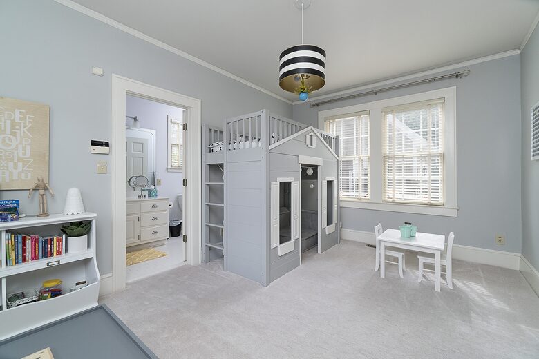 Marshall Art House in Downtown Greenville - Greenville, South Carolina