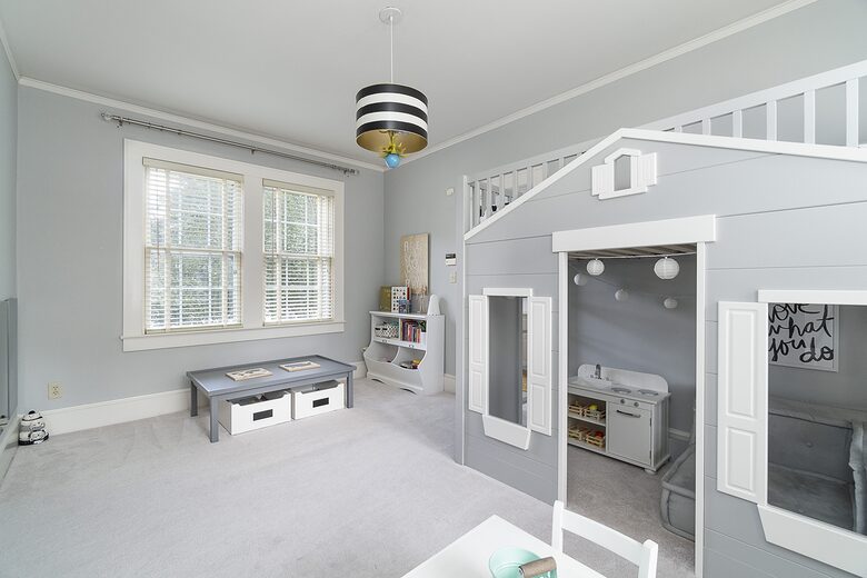 Marshall Art House in Downtown Greenville - Greenville, South Carolina