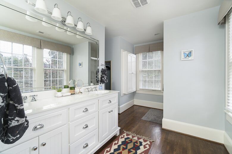 Marshall Art House in Downtown Greenville - Greenville, South Carolina