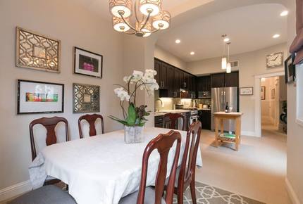 Sophisticated Victorian Flat Between Castro & Mission Dolores - San Francisco, California
