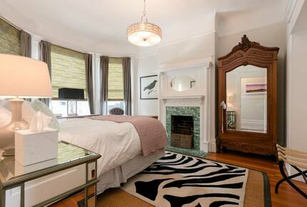 Sophisticated Victorian Flat Between Castro & Mission Dolores - San Francisco, California