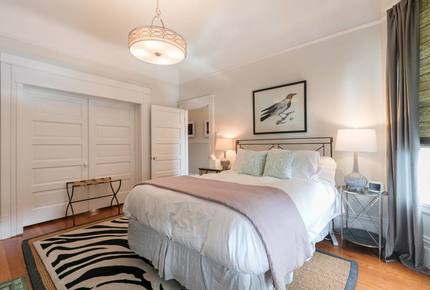 Sophisticated Victorian Flat Between Castro & Mission Dolores - San Francisco, California