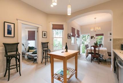 Sophisticated Victorian Flat Between Castro & Mission Dolores - San Francisco, California