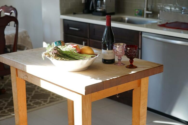 Sophisticated Victorian Flat Between Castro & Mission Dolores - San Francisco, California