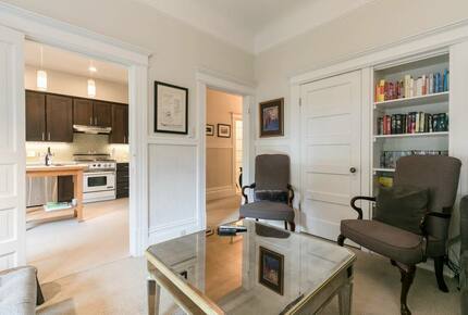 Sophisticated Victorian Flat Between Castro & Mission Dolores - San Francisco, California
