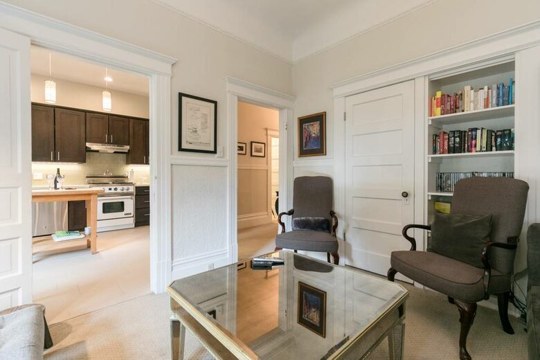 Sophisticated Victorian Flat Between Castro & Mission Dolores - San Francisco, California