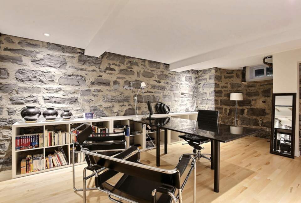 Luxurious Montreal Flat Facing Lafontaine Park - Montreal, Canada