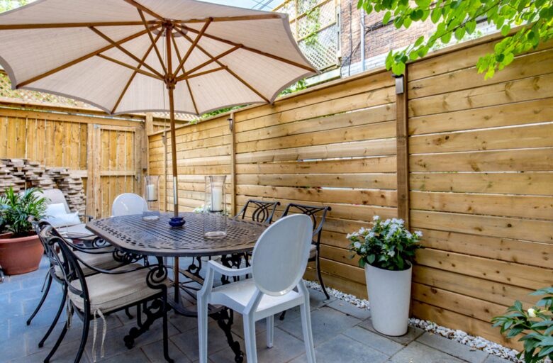 Luxurious Montreal Flat Facing Lafontaine Park - Montreal, Canada