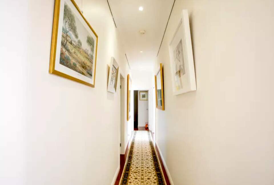 The Art House - Blue Mountains - Katoomba, Australia