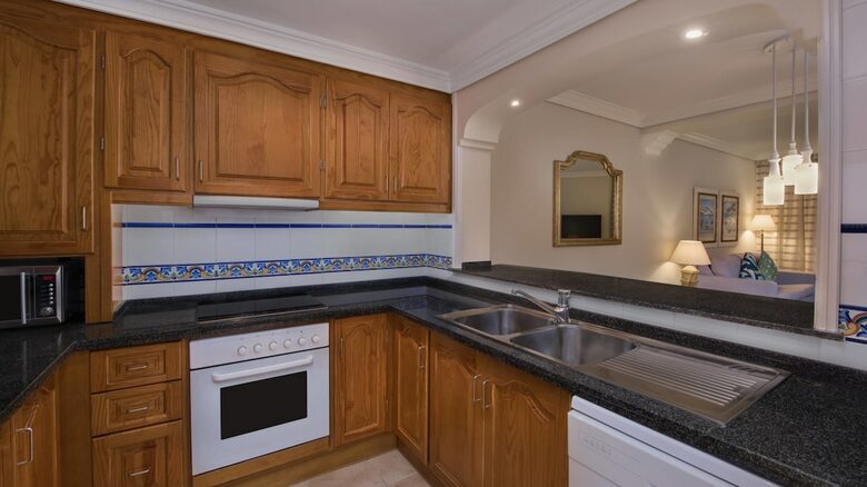 Marriott Marbella Beach Club Luxury Apartment - Marbella, Spain