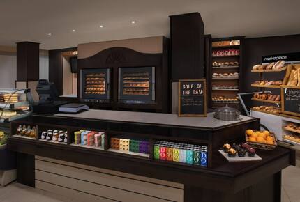 Marriott Marbella Beach Club Luxury Apartment - Marbella, Spain