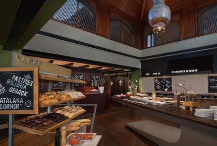 Marriott Marbella Beach Club Luxury Apartment - Marbella, Spain