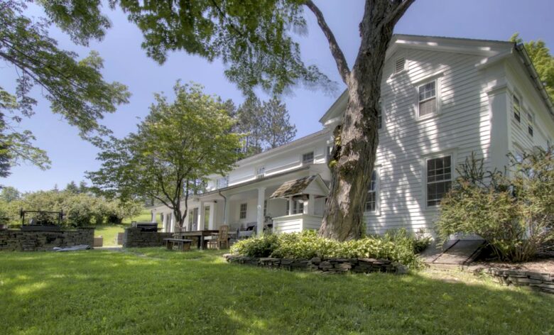 Upstate Country Estate - Chatham, New York