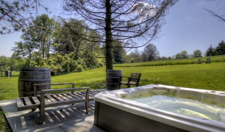 Upstate Country Estate - Chatham, New York