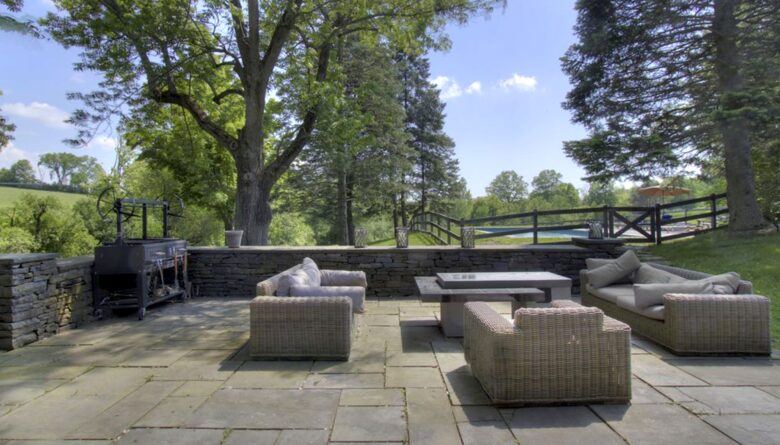 Upstate Country Estate - Chatham, New York