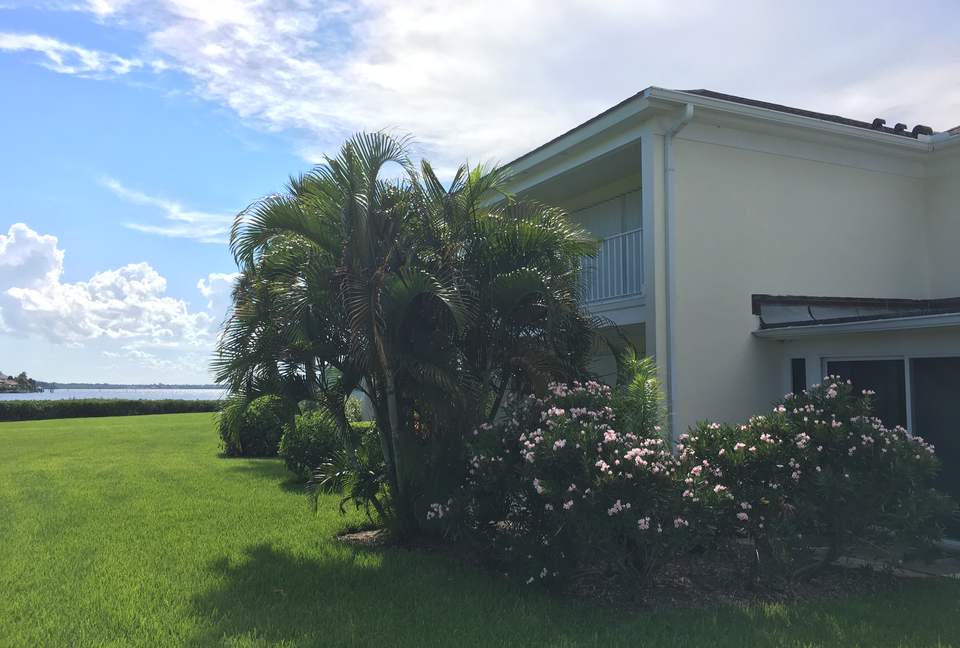 Porpoise Bay Luxury Villa - Vero Beach, Florida