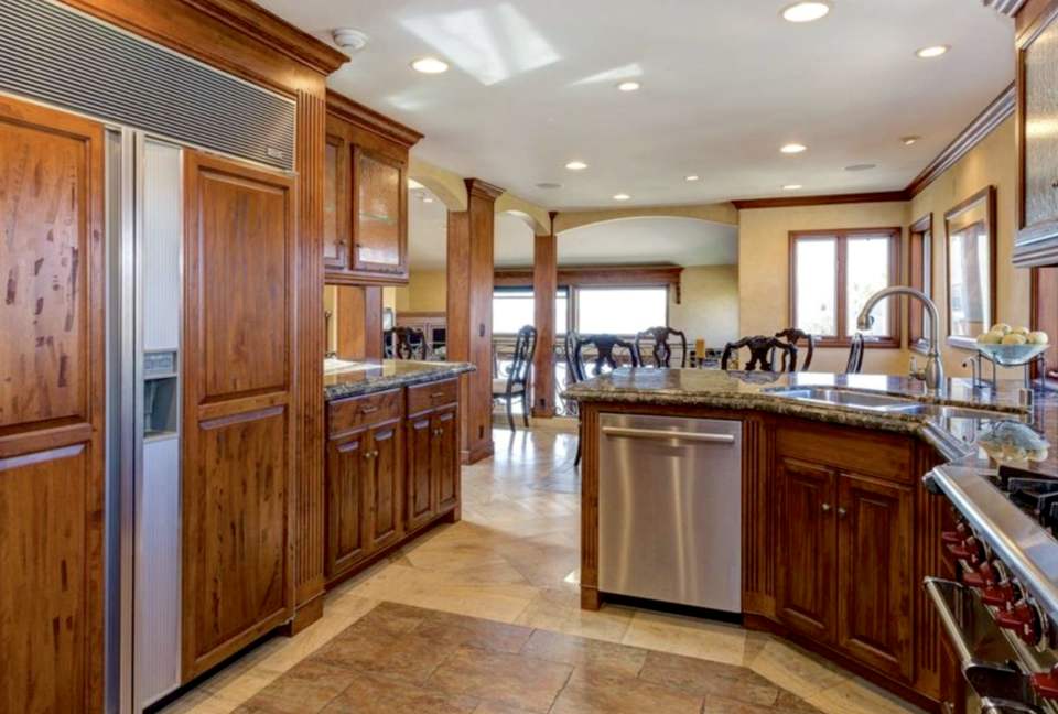 Ocean and Bay View Luxury Villa - Corona del Mar, California