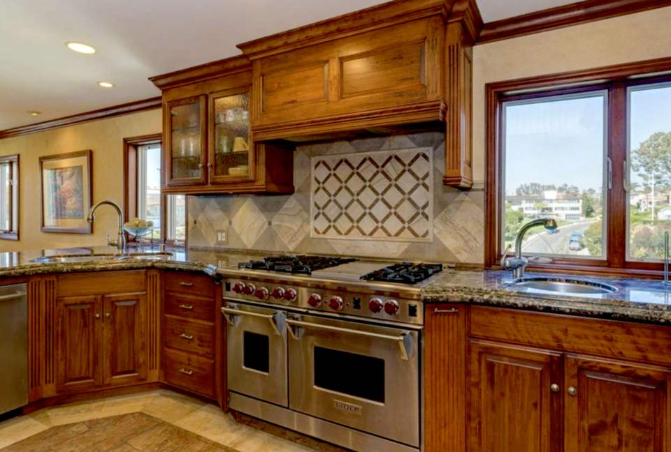 Ocean and Bay View Luxury Villa - Corona del Mar, California