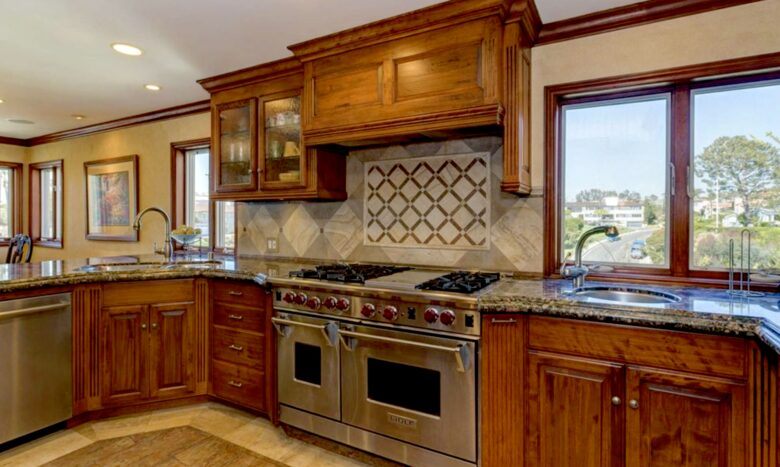 Ocean and Bay View Luxury Villa - Corona del Mar, California