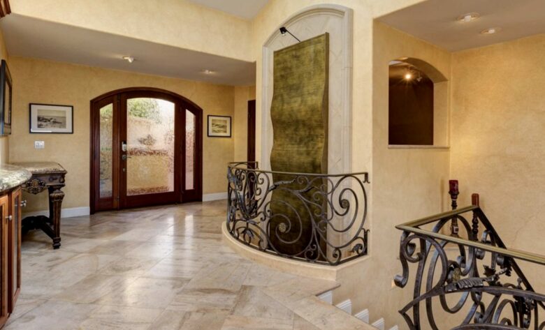 Ocean and Bay View Luxury Villa - Corona del Mar, California