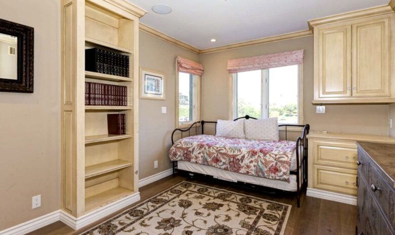 Ocean and Bay View Luxury Villa - Corona del Mar, California