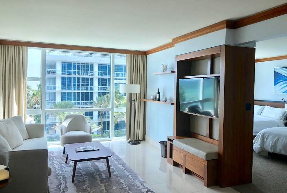Ocean View Carillon Luxury Wellness Resort - Miami Beach, Florida