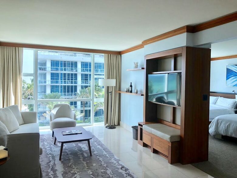 Ocean View Carillon Luxury Wellness Resort - Miami Beach, Florida