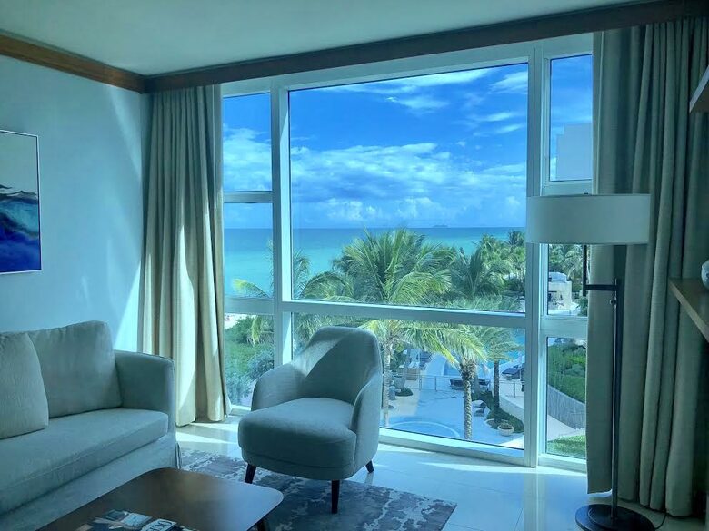 Ocean View Carillon Luxury Wellness Resort - Miami Beach, Florida