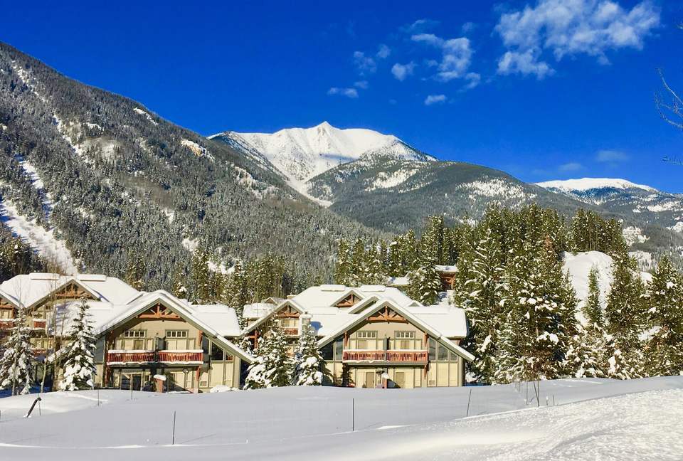 Lone Wolf Chalet Panorama Mountain - Panorama, Canada