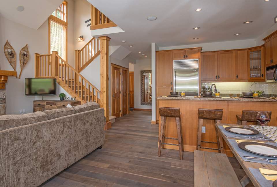 Lone Wolf Chalet Panorama Mountain - Panorama, Canada