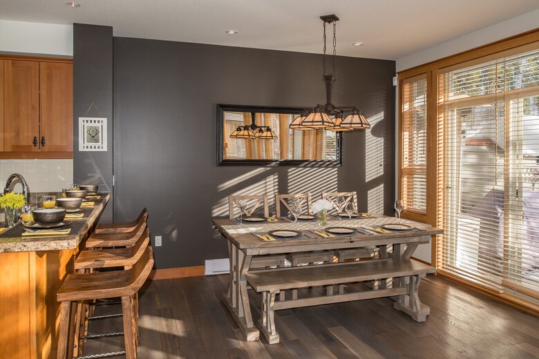 Lone Wolf Chalet Panorama Mountain - Panorama, Canada