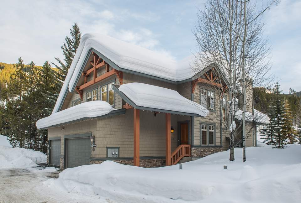 Lone Wolf Chalet Panorama Mountain - Panorama, Canada