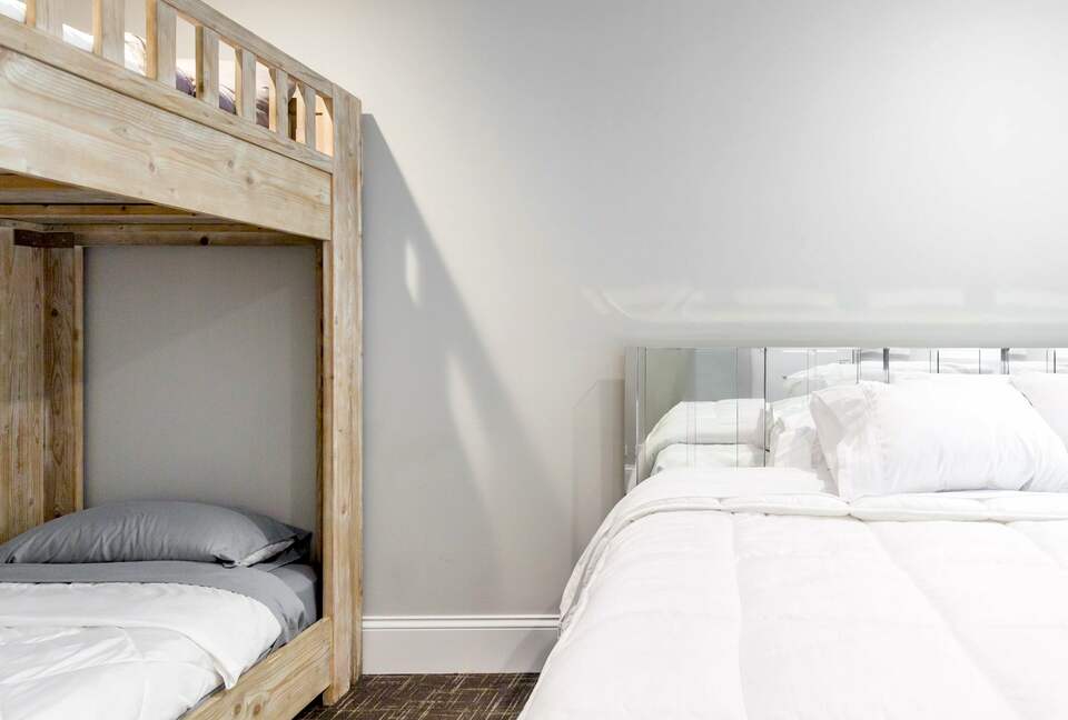 Hot Home in Wicker Park - Chicago, Illinois