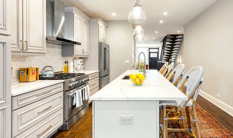 Hot Home in Wicker Park - Chicago, Illinois