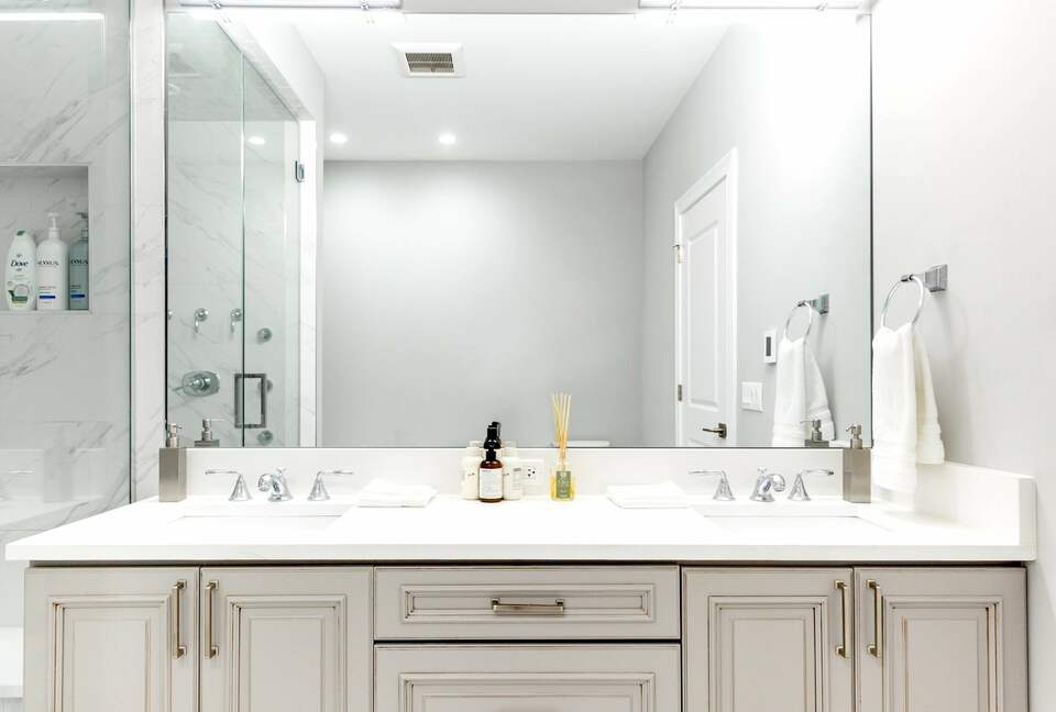 Hot Home in Wicker Park - Chicago, Illinois