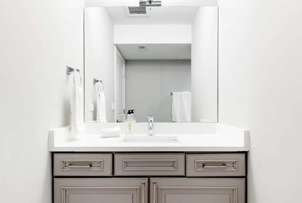 Hot Home in Wicker Park - Chicago, Illinois