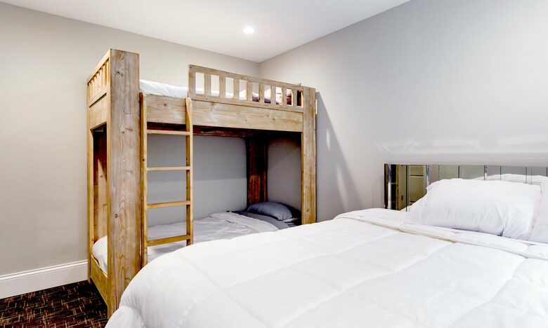 Hot Home in Wicker Park - Chicago, Illinois