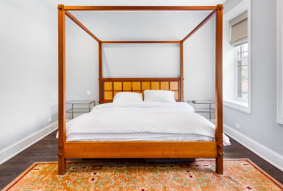 Hot Home in Wicker Park - Chicago, Illinois