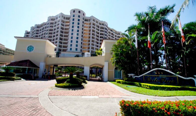 Marina Vallarta Residence - Puerto Vallarta, Mexico