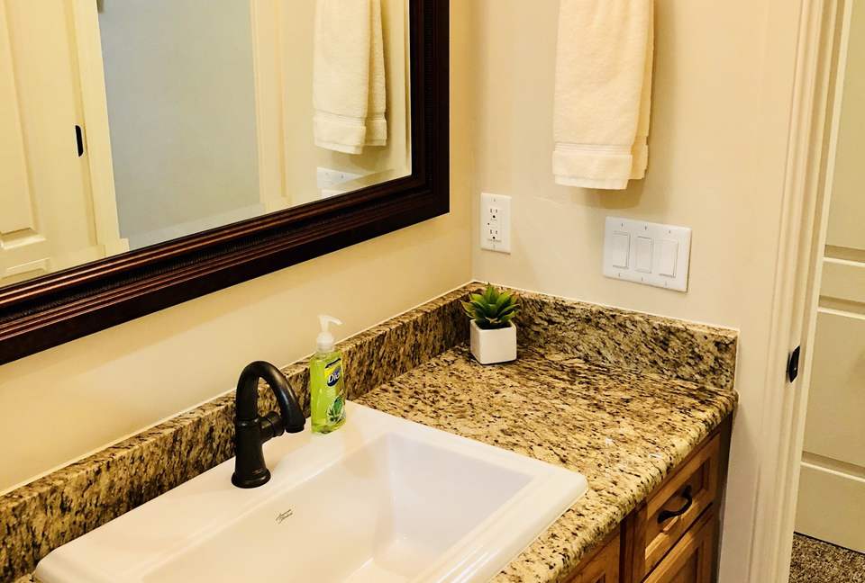 Upscale Rustic Moab Home - Moab, Utah