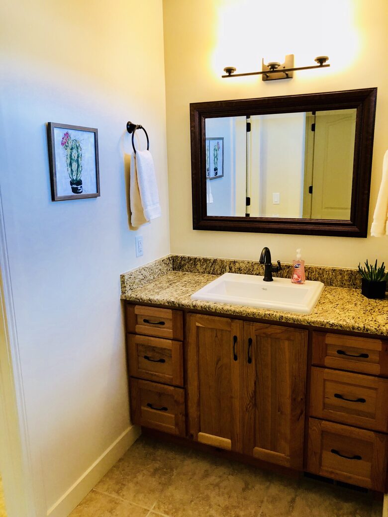 Upscale Rustic Moab Home - Moab, Utah