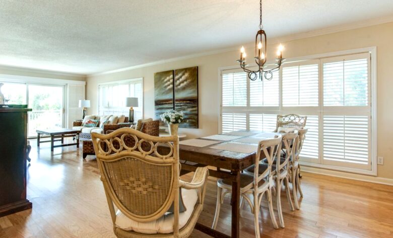 Relax and enjoy ocean front villa , private covered patio, 1st floor, no stairs - Hilton Head, South Carolina